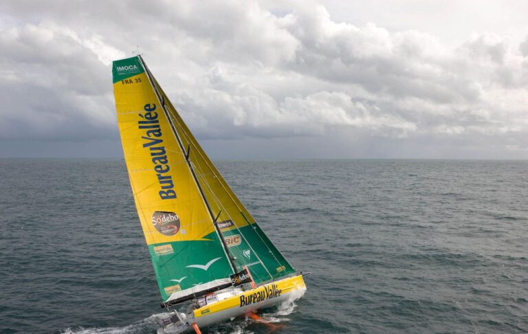 Un nouveau bateau pour Louis Burton !