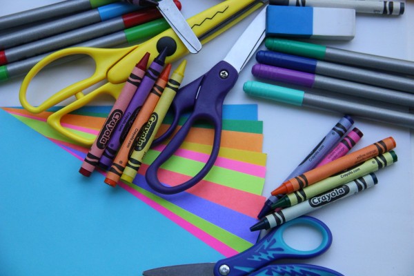 Fournitures scolaires en CE2 : les fournitures indispensables à mettre dans le cartable