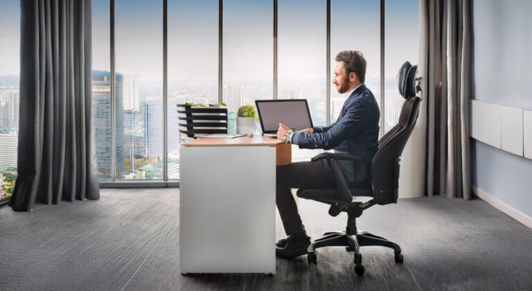 Quelle hauteur pour un bureau ?