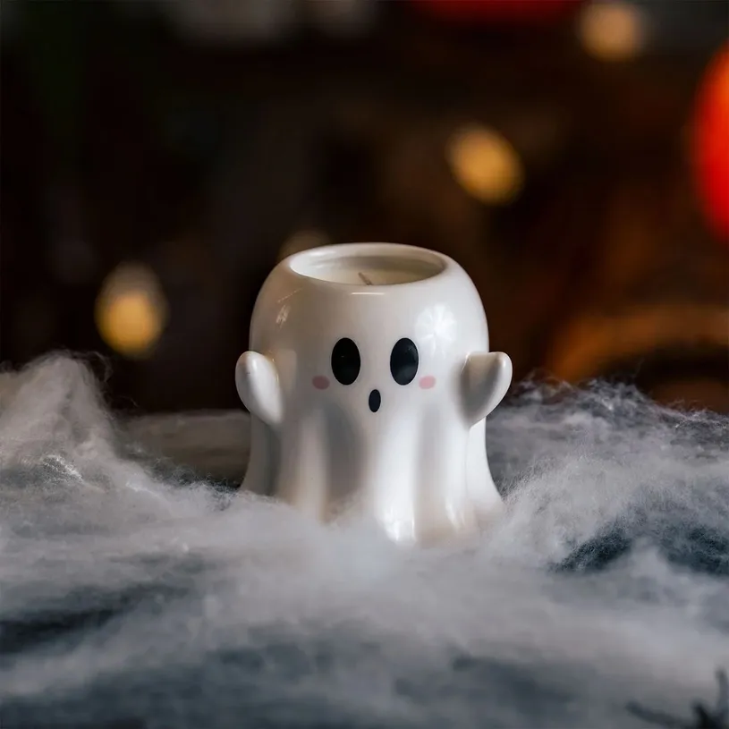 Halloween chez Bureau Vallée : déco, papeterie et accessoires monstres pour le bureau et la maison ! 6 Legami - Bougie Parfumée Ghost - Halloween
