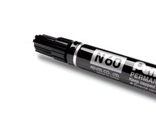Pentel PEN N60 - Marqueur permanent - pointe biseau - noir
