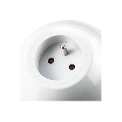 3760110683636-WATT & CO WATTBALL - Multiprise 3 prises - 2 prises 16A + 1 prise 6A + 2 USB - blanc/bleu-Gros plan-4